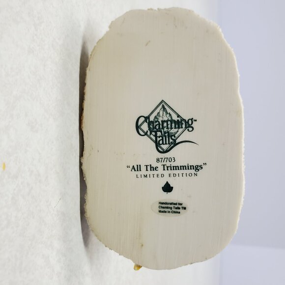 Charming Tails All The Trimmings Figurine Collectible - Picture 10 of 10